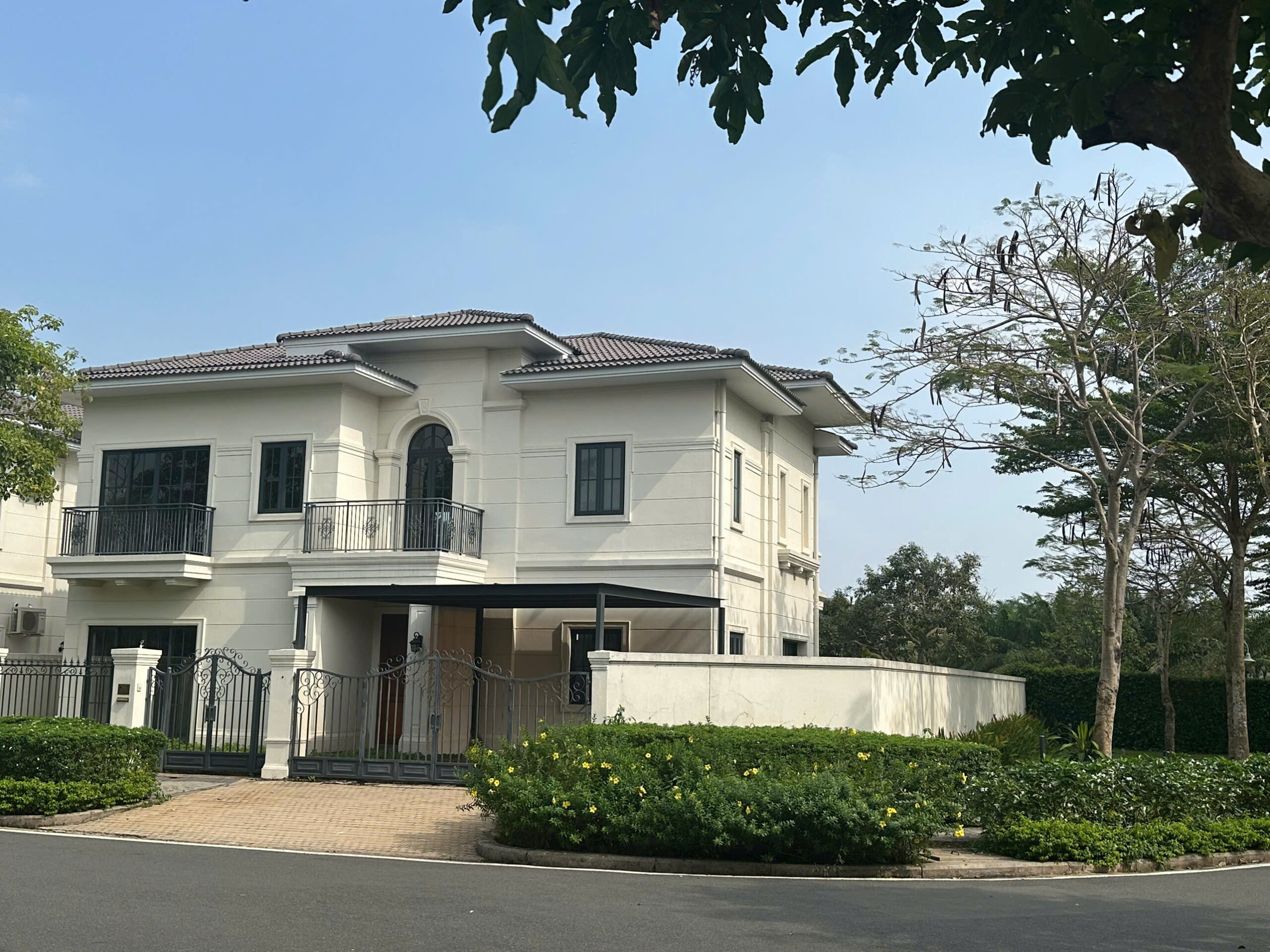 Bán Dinh Thự Swanbay view sông zone 4